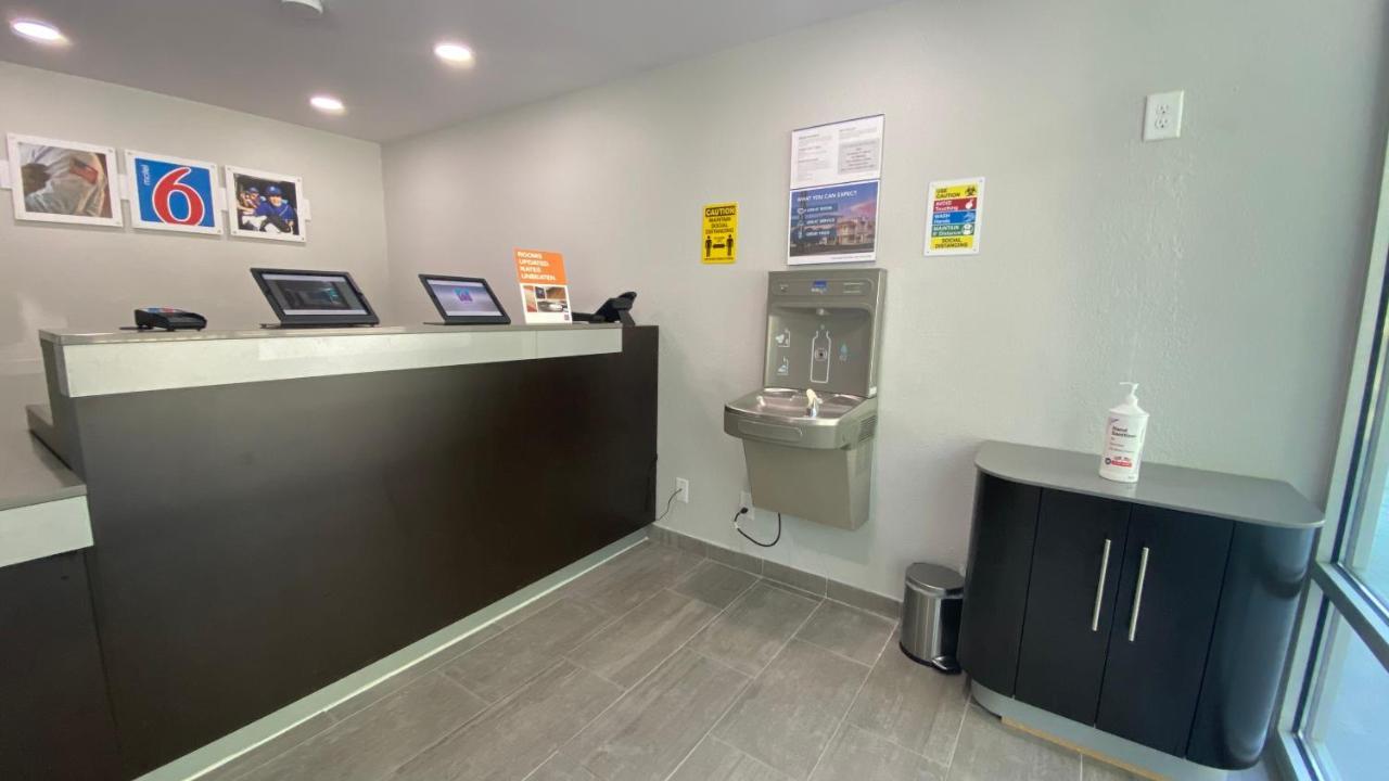 Motel 6 Wilmington, Nc - Market Street المظهر الخارجي الصورة