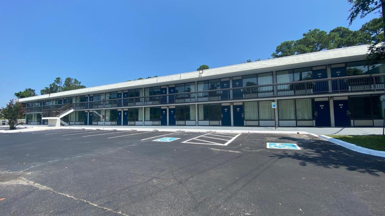 Motel 6 Wilmington, Nc - Market Street المظهر الخارجي الصورة